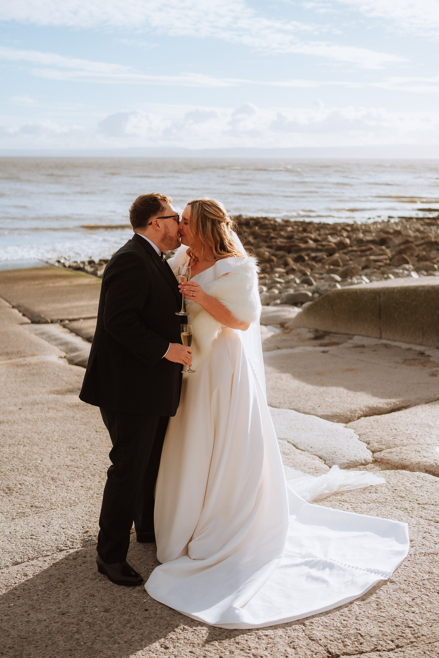 LLANTWIT MAJOR WEDDING ST DONATS CASTLE 014 LLANTWIT MAJOR WEDDING ST DONATS CASTLE 014
